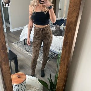 AE curvy leopard jeans